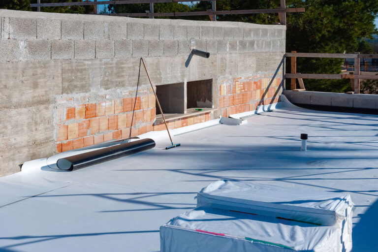 flat-roofing-application
